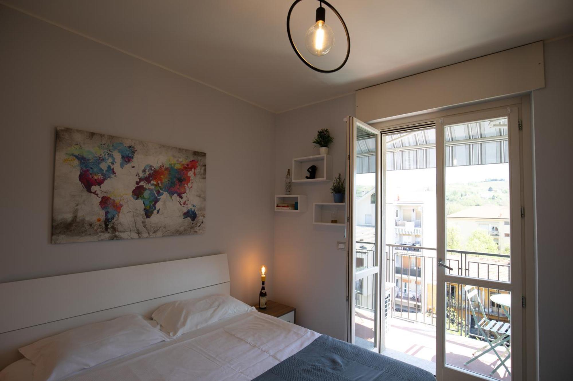 Vinhome Bilocale Con Garage Privato Alba Centro Dış mekan fotoğraf